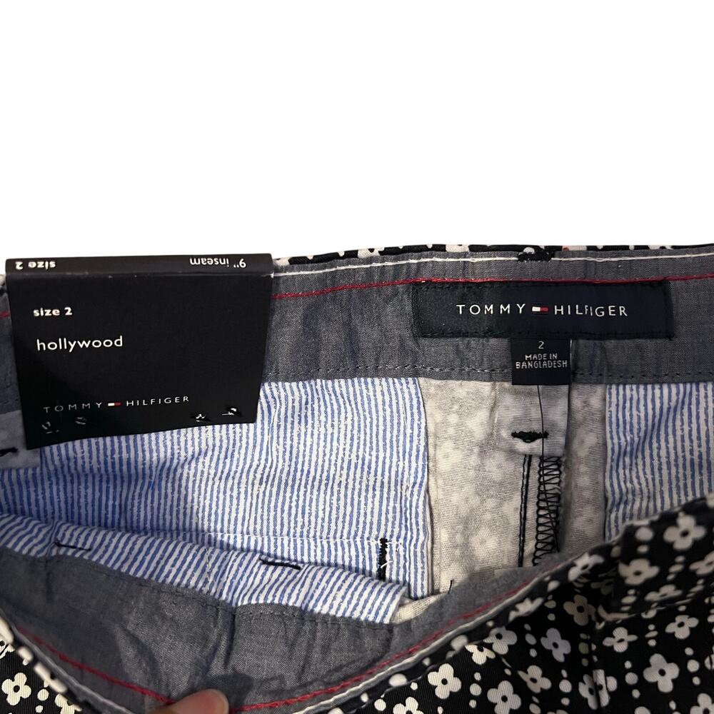 Tommy Hilfiger Women’s Hollywood Chino Shorts Size: 2 - Picture 2 of 4